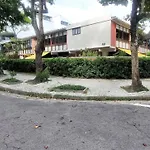 Casa Ampla E Arejada, Apenas 100 Metros Do Mar