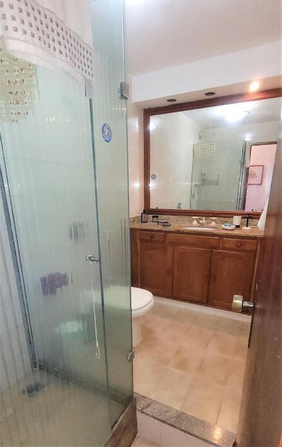 Casa Ampla E Arejada, Apenas 100 Metros Do Mar Сasa de vacaciones *